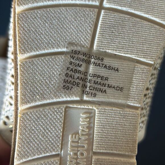 White Mountain Sparkly Sandals 9.5 - Picture 7 of 8